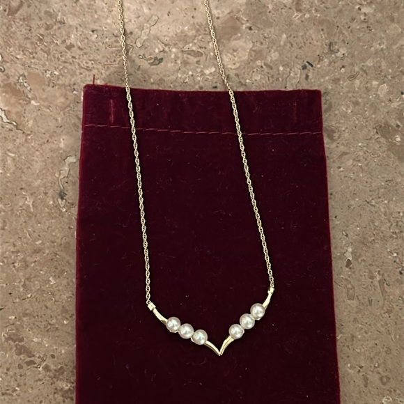 14KT Gold Pearl Necklace - Picture 4 of 7